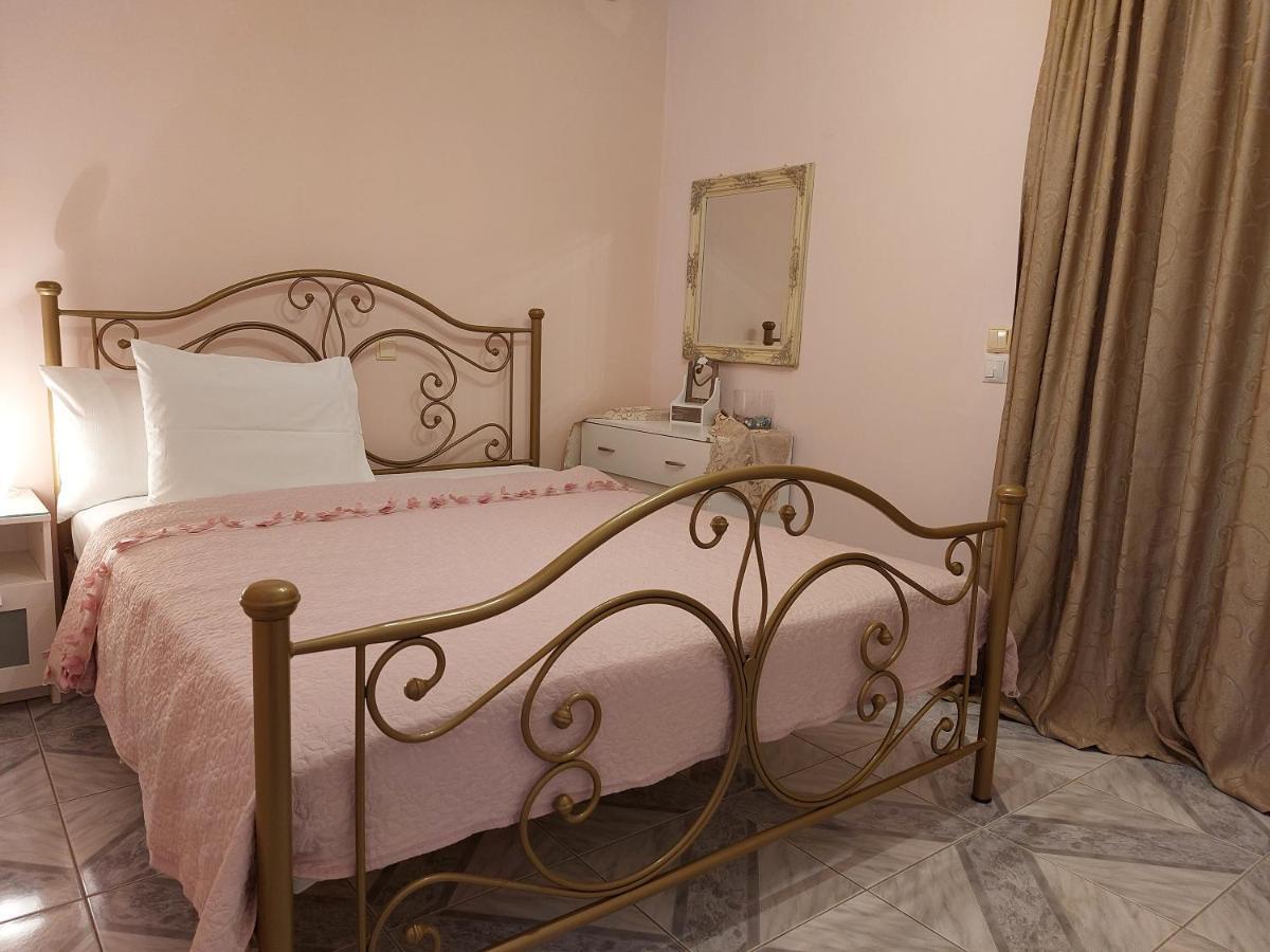 Appartement Alexandra à Kinetta  Extérieur photo