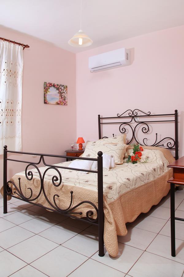 Appartement Alexandra à Kinetta  Extérieur photo